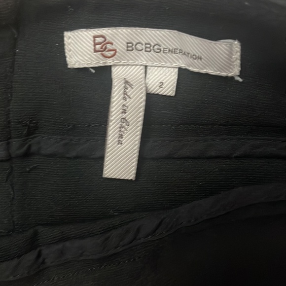 Zippered Black Bandage Skirt - Picture 3 of 3